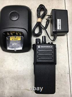 Radio bidirectionnelle portable numérique Motorola XPR7350e VHF MotoTRBO DMR