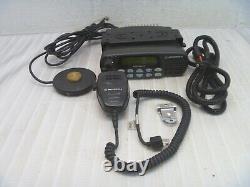 Radio bidirectionnelle professionnelle Motorola CDM1550 LS+ UHF 40 watts telle quelle