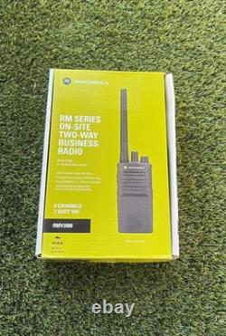 Radio bidirectionnelle robuste Motorola RMV2080 sur site à 8 canaux VHF NEUF