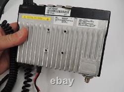 Radio mobile Motorola Pm400 Uhf modèle Aam50rpf9aa3an avec micro Hmn1035c