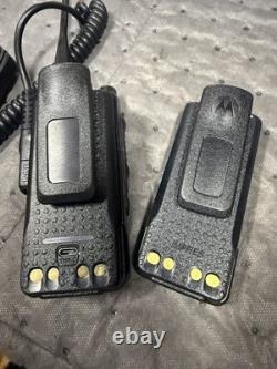 Radio numérique Motorola XPR3500 UHF 403-512Mhz AAH02RDH9JA2AN LIRE ci-dessous