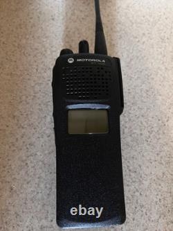 Radio portable Motorola MT 1500 UHF 450-520 MHz, 48 canaux, H67SDD9PW5BN