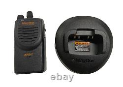 Radio portable bidirectionnelle Motorola Mag One AAH84RCS8AA1AN