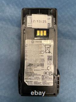 Radio portable bidirectionnelle UHF 400-480MHz IP55 Motorola MOTOTRBO R2 AAH11YDC9JA2AN