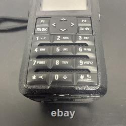 Radio portable numérique bidirectionnelle Motorola Mototrbo R7 AAH06UCN9RB1AN