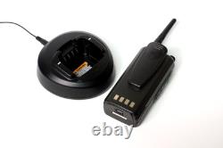 Radios bidirectionnelles Motorola CP185 AAH03RDC4A + chargeur + micros