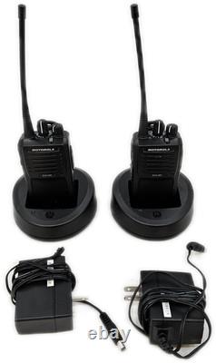 Radios bidirectionnelles Motorola EVX-261 UHF avec chargeur (2)