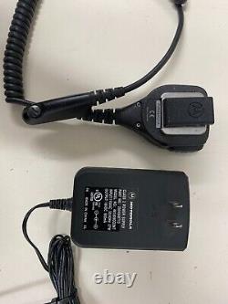 Rare Uhf Ht750 Radio Clavier Complet Avec Accessoires, Article De Collection 450-512 Mhz
