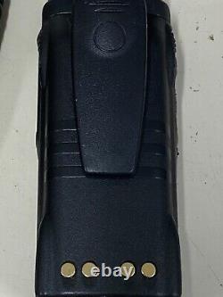 Rare Uhf Ht750 Radio Clavier Complet Avec Accessoires, Article De Collection 450-512 Mhz