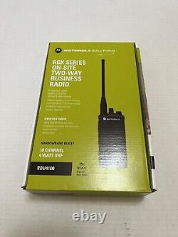 (boîte Ouverte) Nouveau Motorola Rdx Rdu4100 Radio À Deux Voies